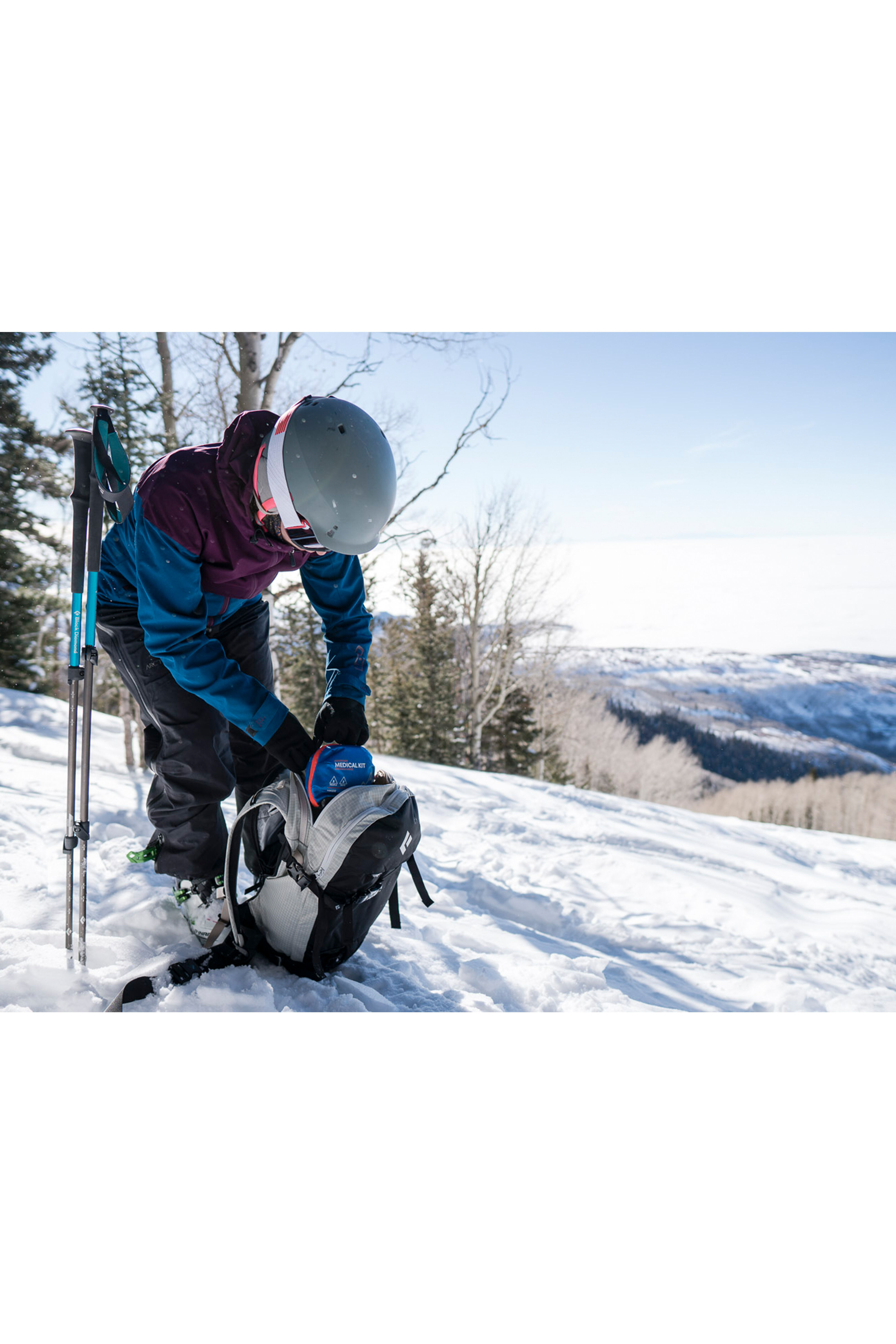 Adventure Medical Kits Mountain Series Hiker First Aid Kit