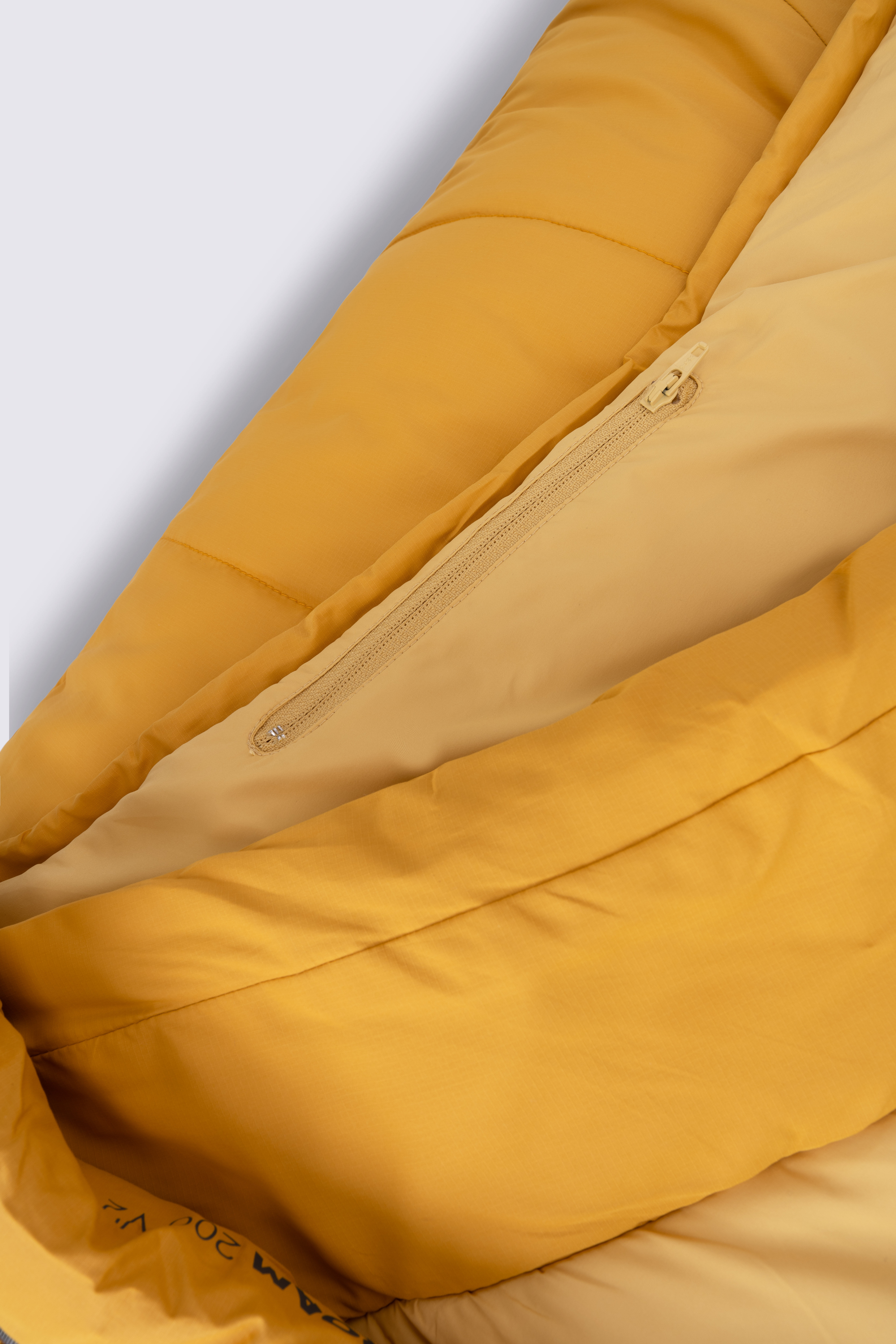 Macpac Standard Roam 200 Synthetic Sleeping Bag (-1°C)