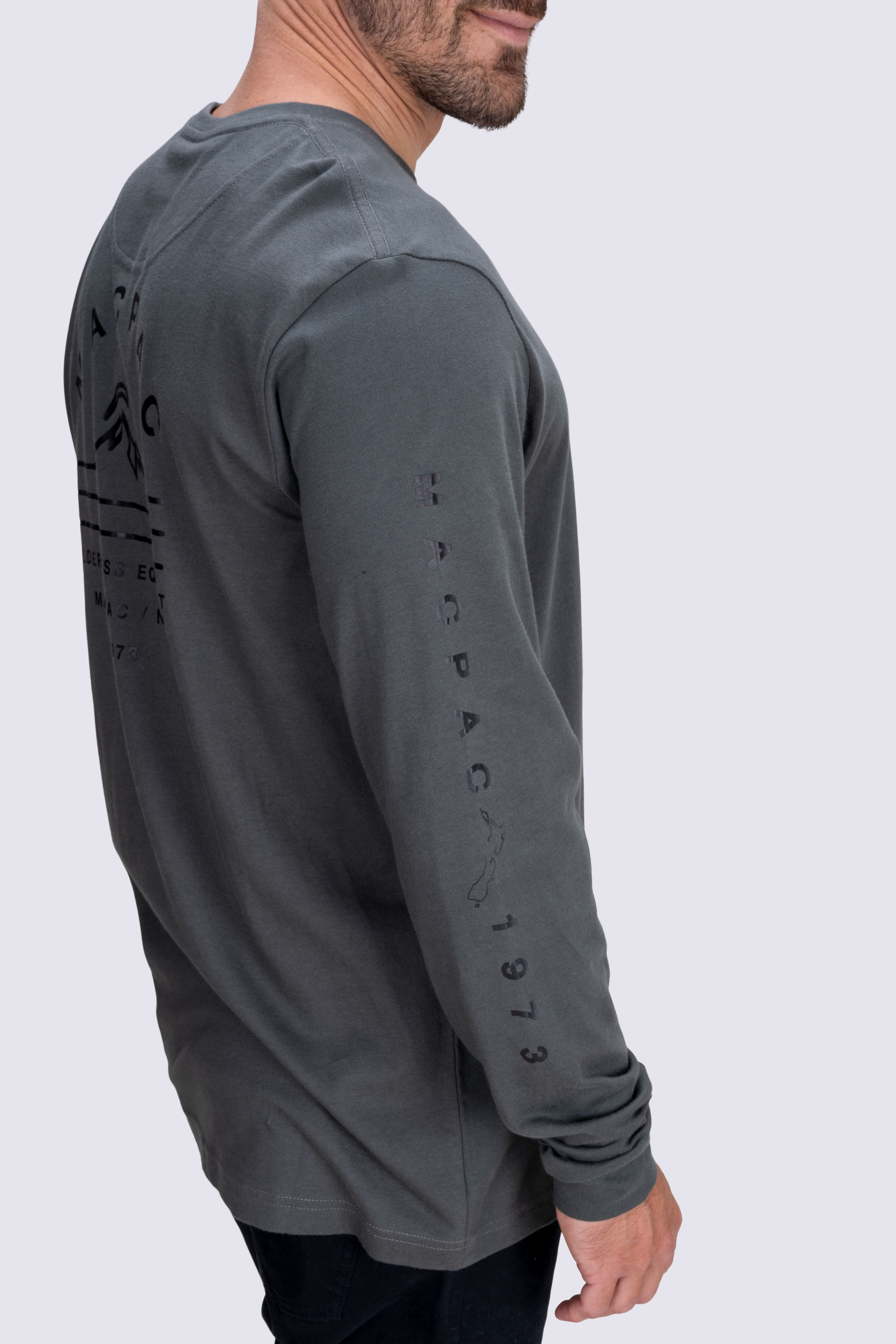 Macpac Men's Alps Fairtrade Organic Cotton Long Sleeve T—Shirt