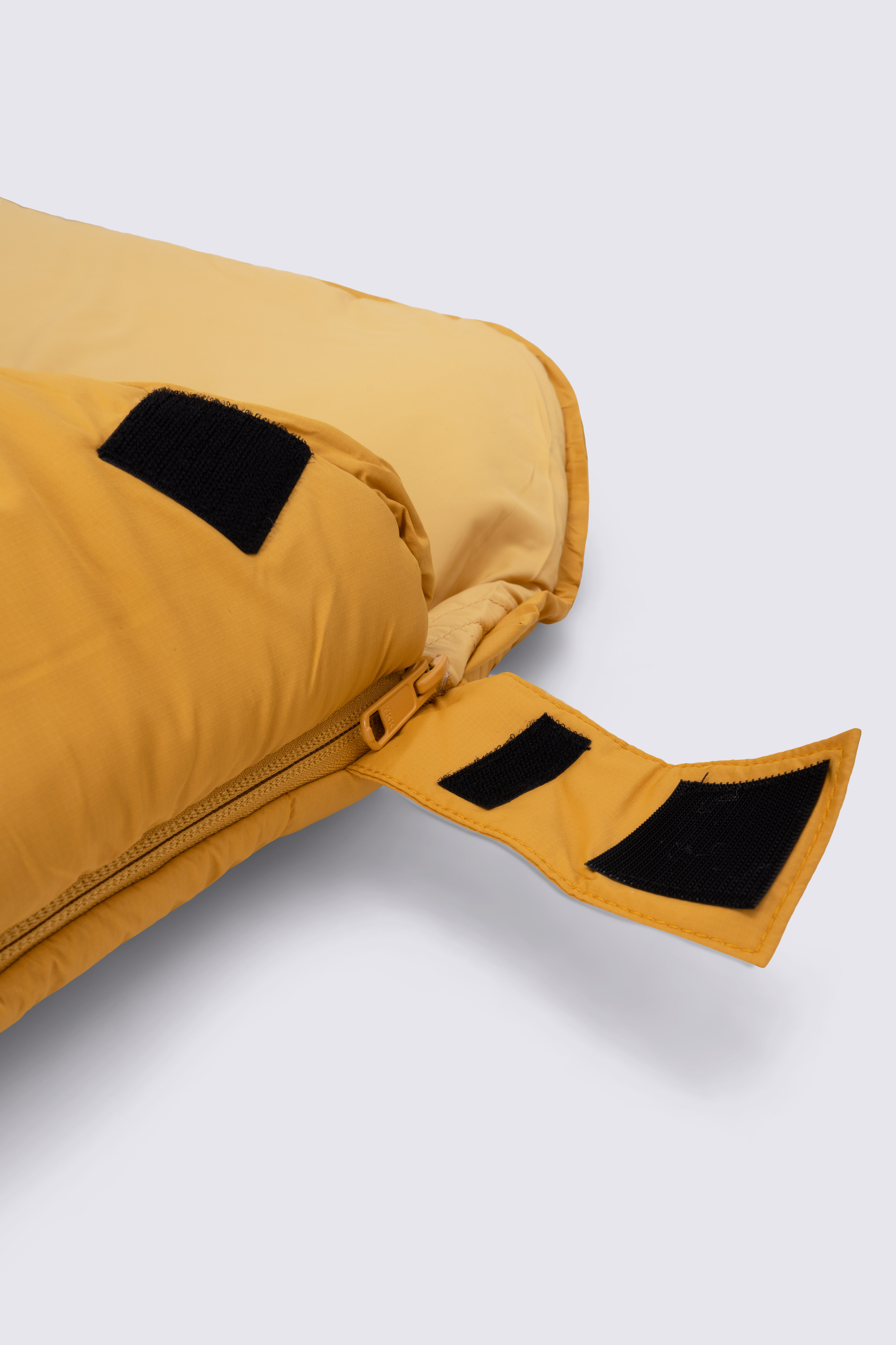 Macpac Standard Roam 200 Synthetic Sleeping Bag (-1°C)
