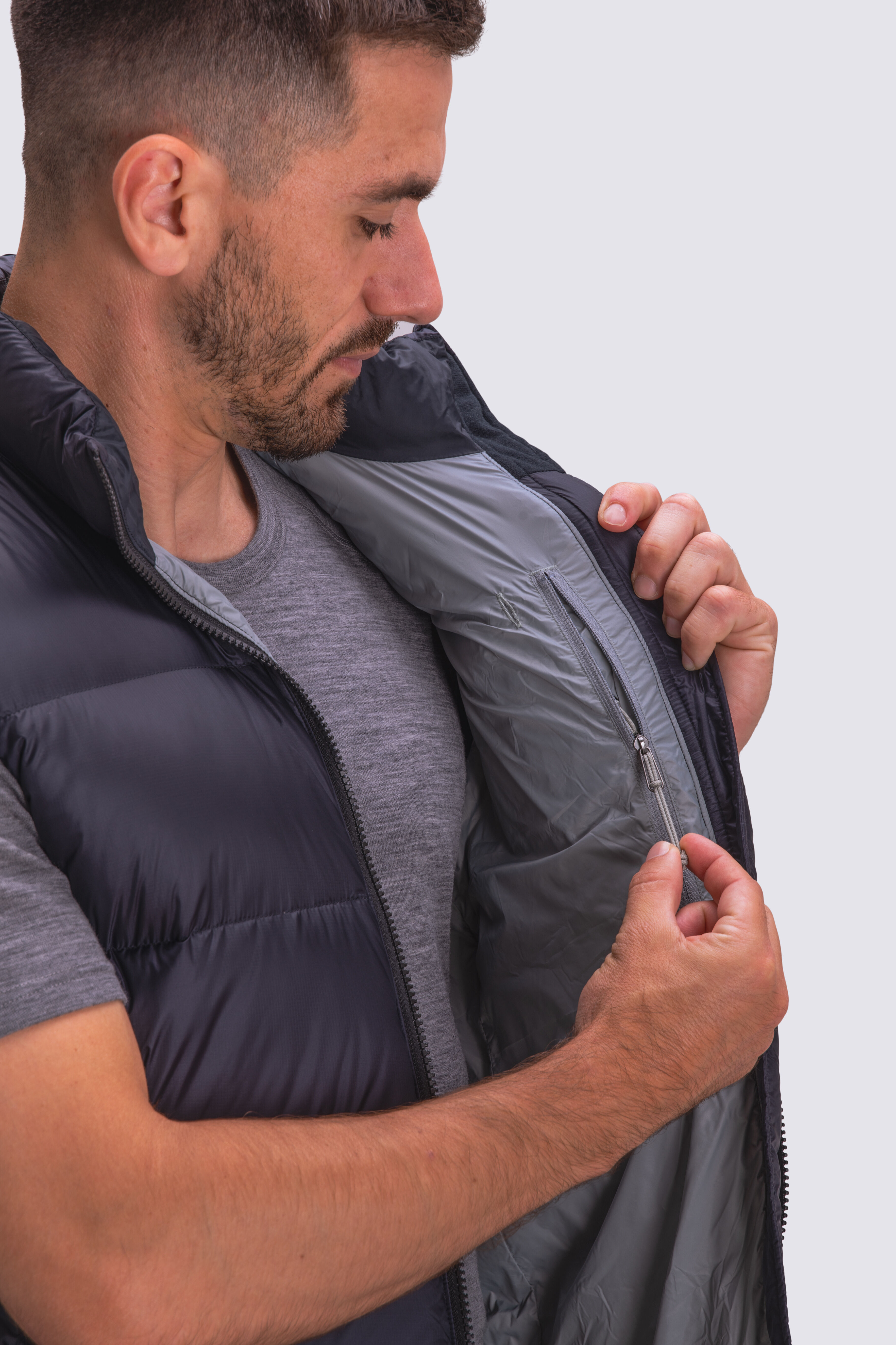 Macpac Men's Sundowner Down Vest