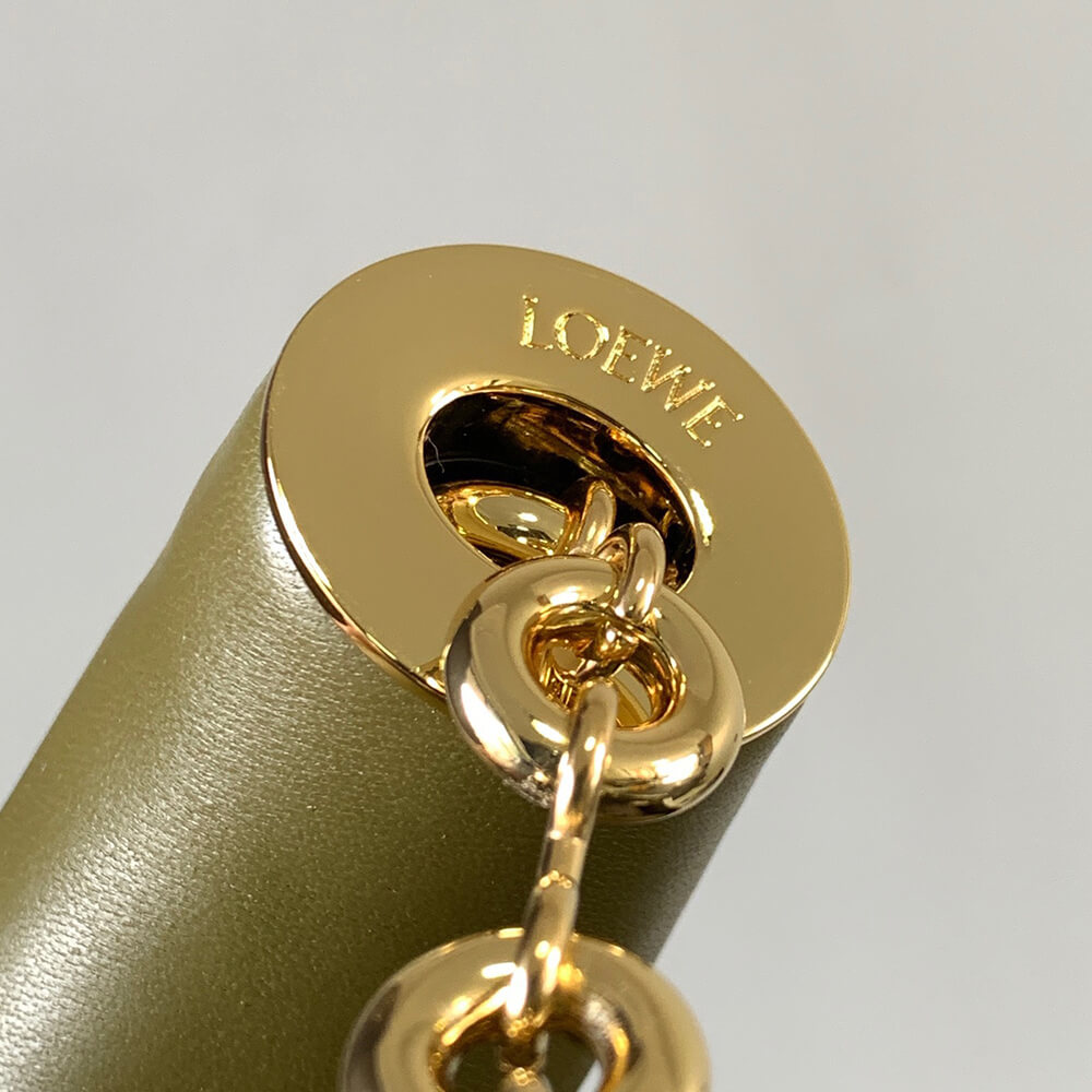 Loewe Medium Squeeze bag in nappa lambskin - Soul Replicas