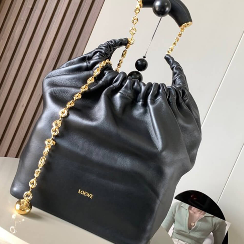 Loewe Medium Squeeze bag in nappa lambskin - Soul Replicas