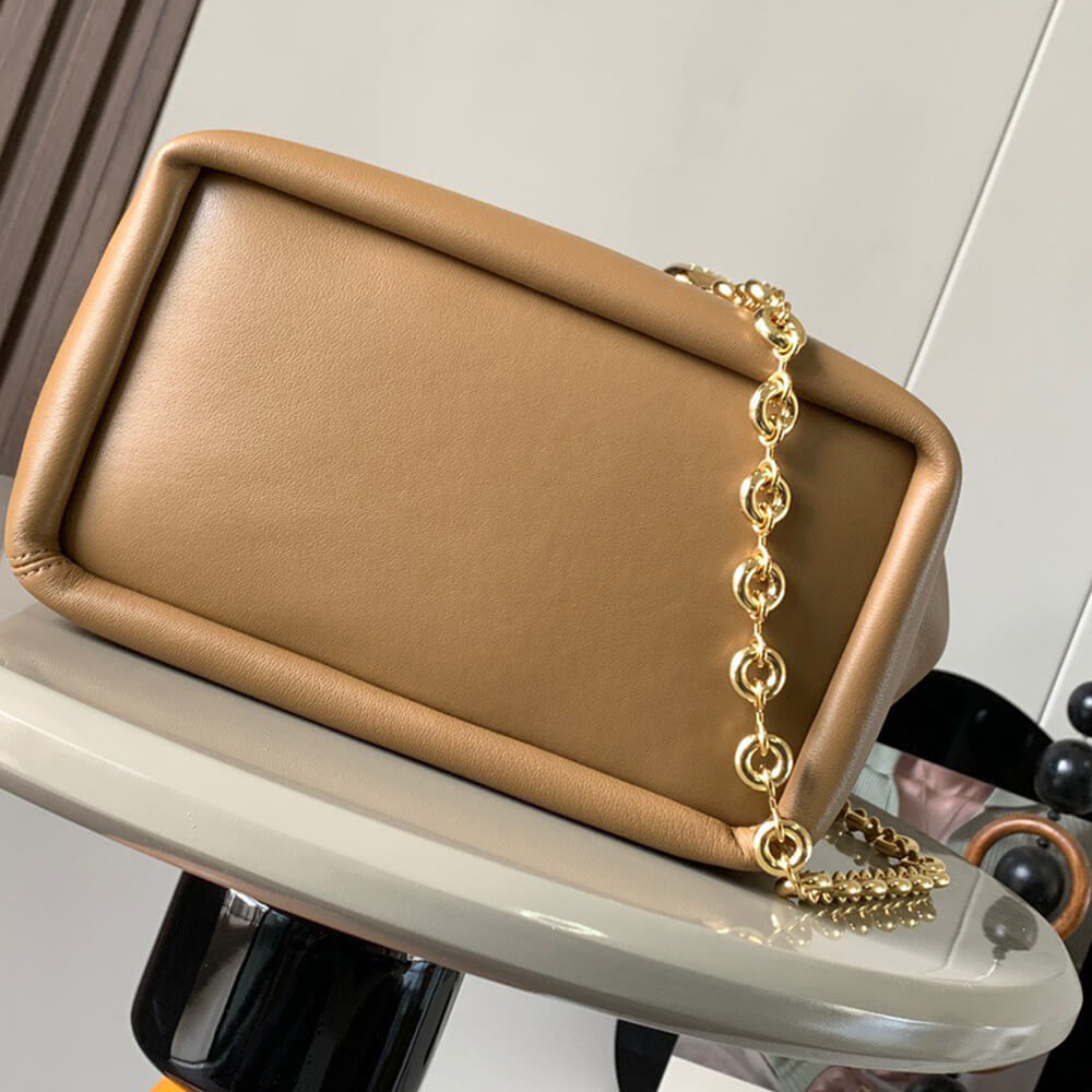 Loewe Small Squeeze bag in nappa lambskin - Soul Replicas