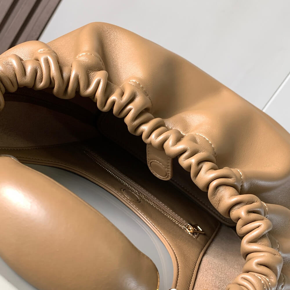 Loewe Small Squeeze bag in nappa lambskin - Soul Replicas