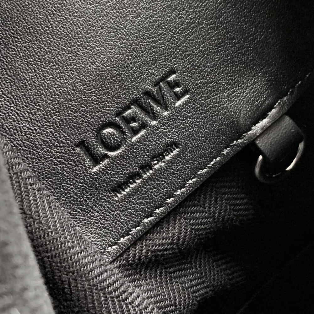 LOEWE Small Hammock bag in classic calfskin - Soul Replicas