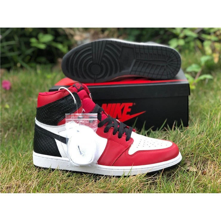 JORDAN 1 RETRO HIGH x SATIN SNAKE CHICAGO - Soul Replicas