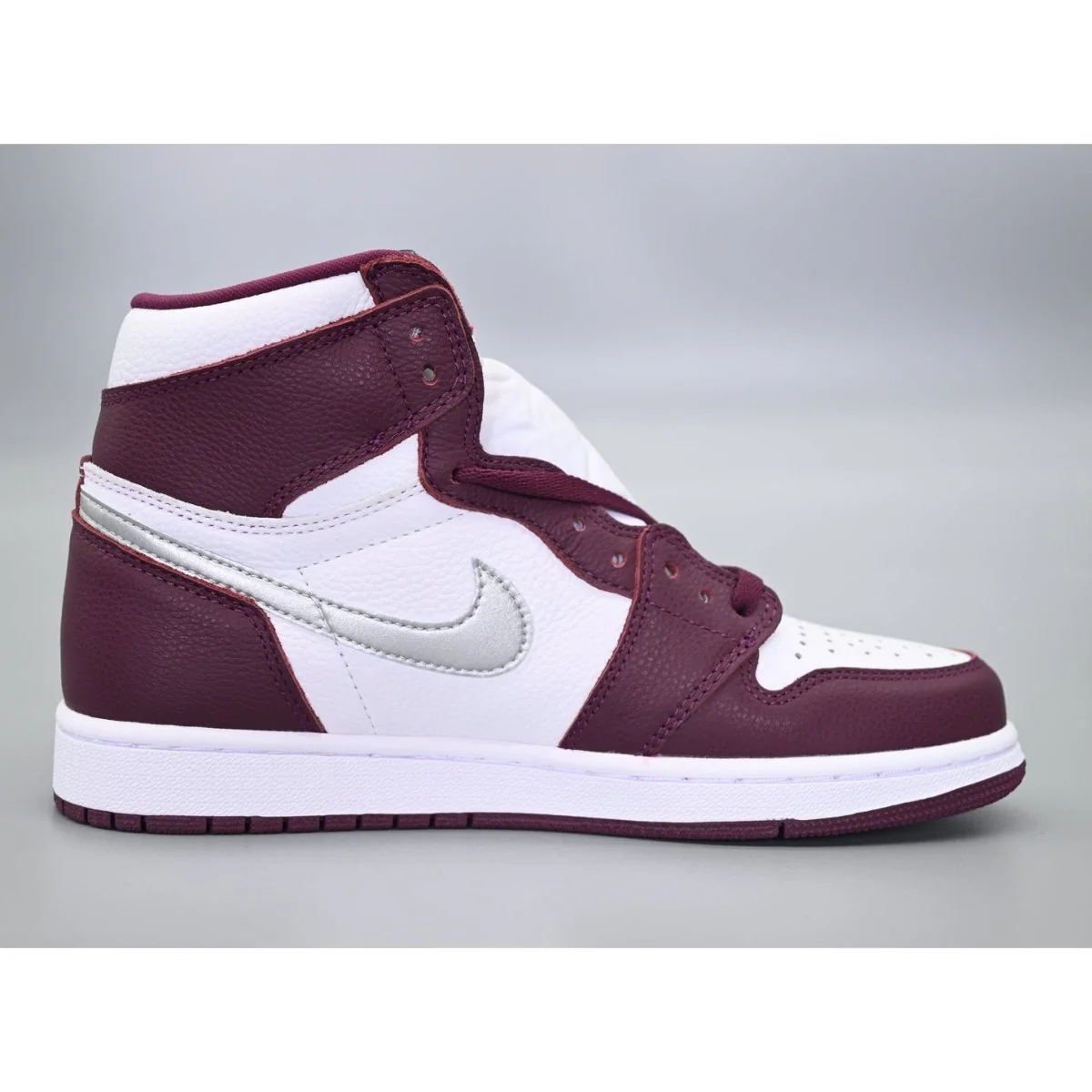 JORDAN 1 RETRO HIGH OG x BORDEAUX - Soul Replicas