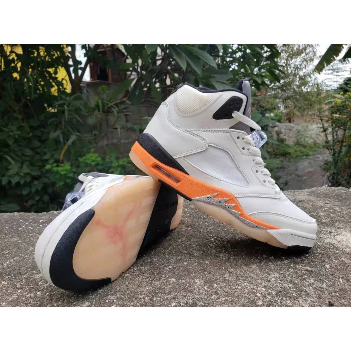 JORDAN 5 RETRO x SHATTERED BACKBOARD - Soul Replicas