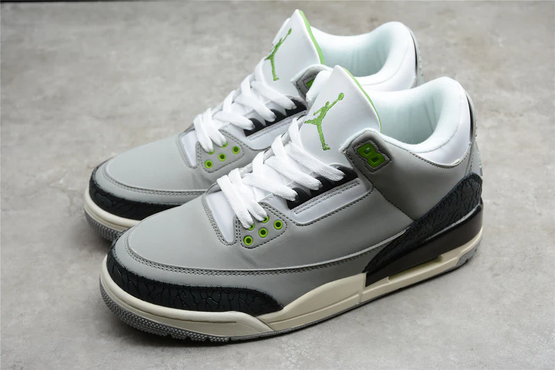 AIR JORDAN 3 RETRO CHLOROPHYLL LIGHT SMOKE GREY/CHLOROPHYLL/BLACK-WHITE-SAIL - Soul Replicas