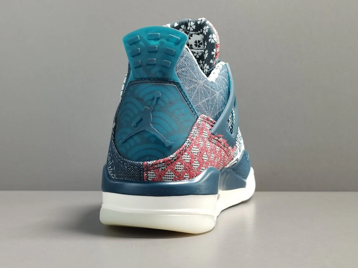 JORDAN 4 x SASHIKO - Soul Replicas