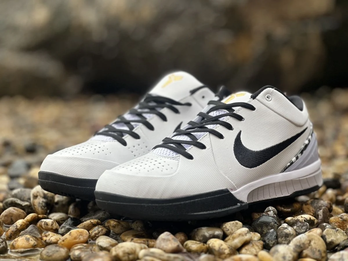 NIKE KOBE 4 PROTRO x MAMBACITA GIGI - Soul Replicas