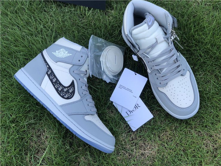 JORDAN 1 RETRO HIGH x DIOR - Soul Replicas