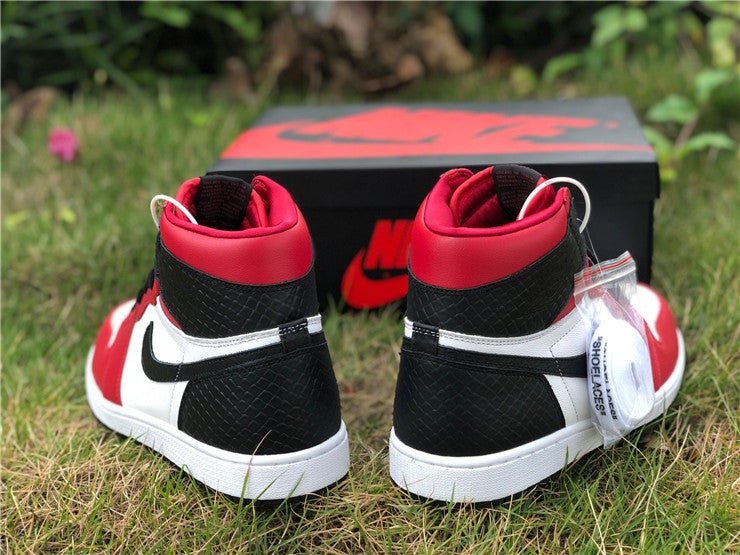 JORDAN 1 RETRO HIGH x SATIN SNAKE CHICAGO - Soul Replicas