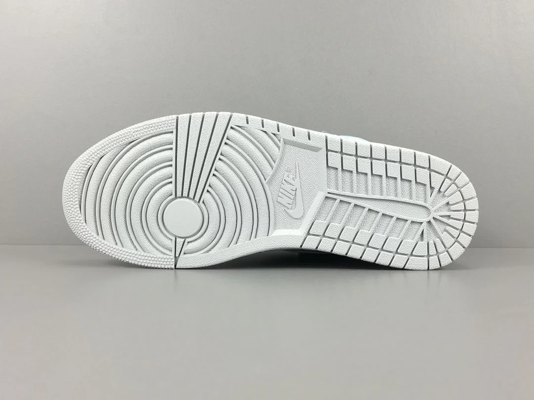 JORDAN 1 RETRO HIGH x HYPER ROYALE SMOKE GREY - Soul Replicas