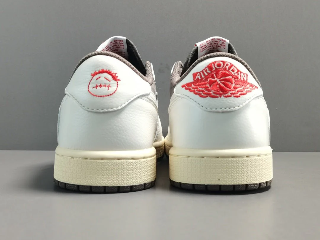 JORDAN 1 LOW x TRAVIS SCOTT REVERSE MOCHA - Soul Replicas