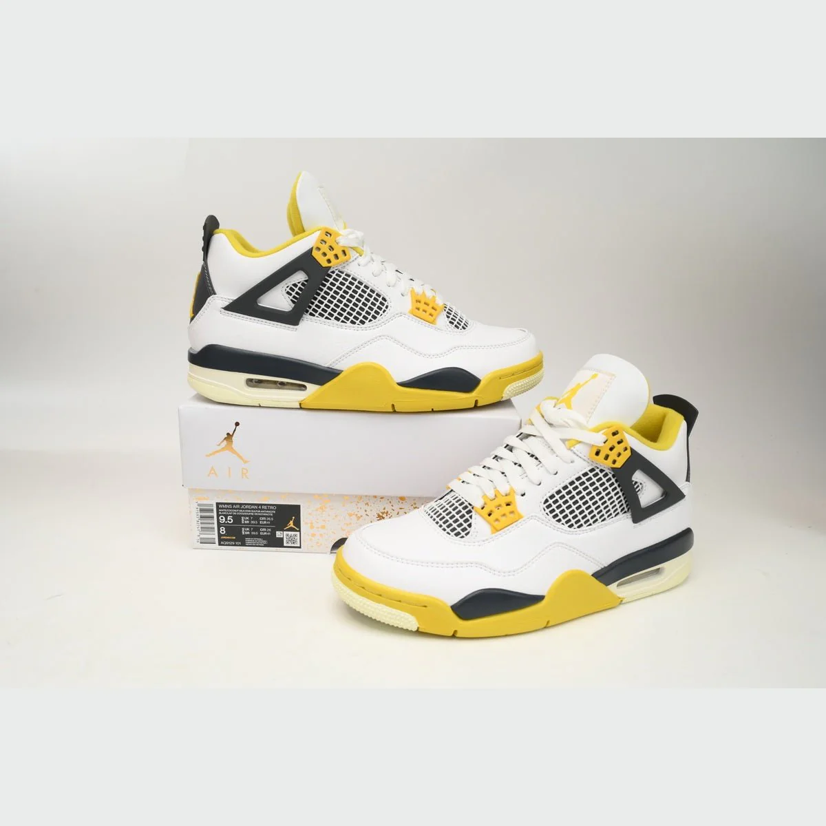 JORDAN 4 x VIVID SULFUR - Soul Replicas