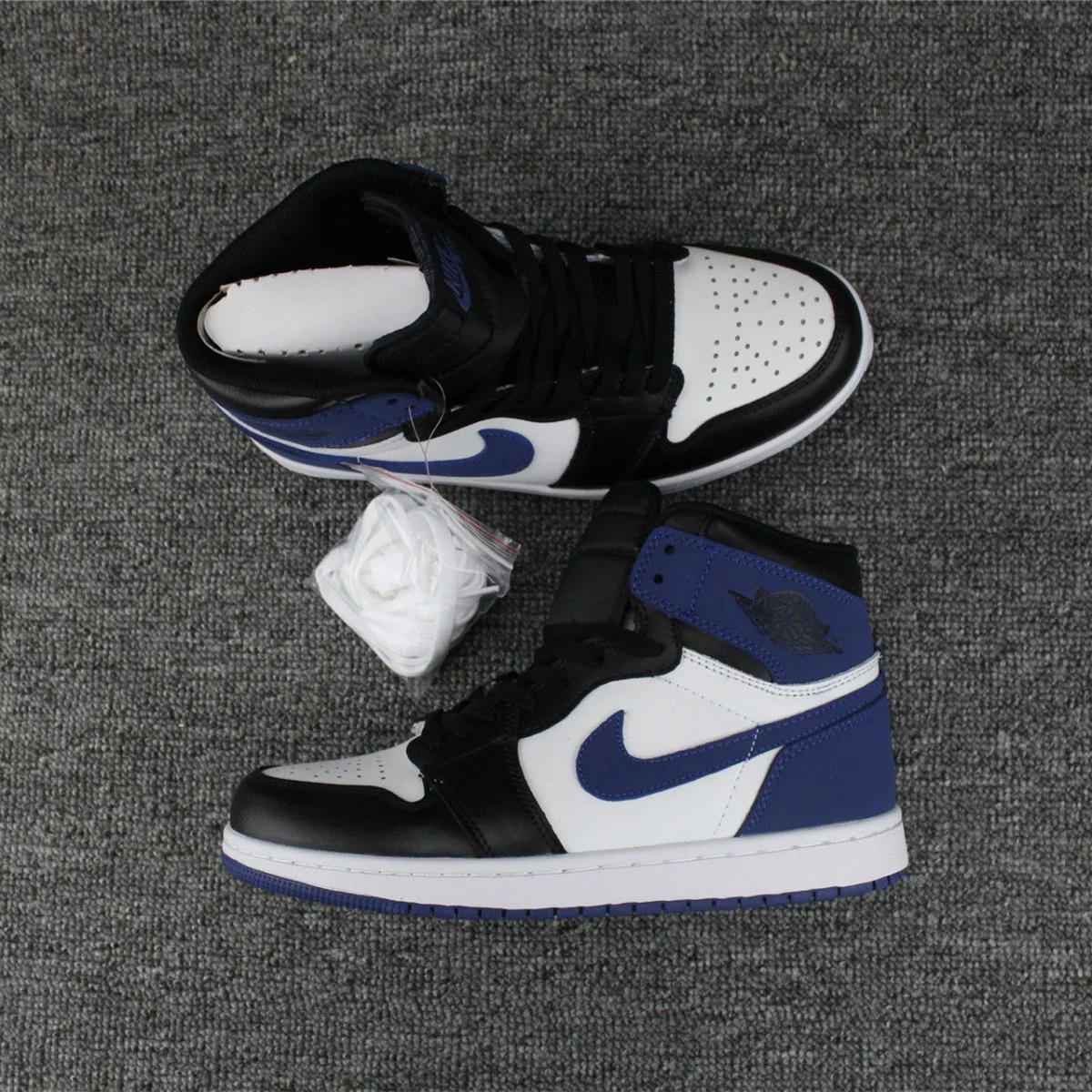 JORDAN 1 RETRO HIGH x FRAGMENT - Soul Replicas