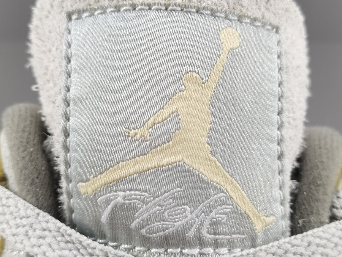 JORDAN 4 RETRO SE CRAFT x PHANTOM DUST - Soul Replicas