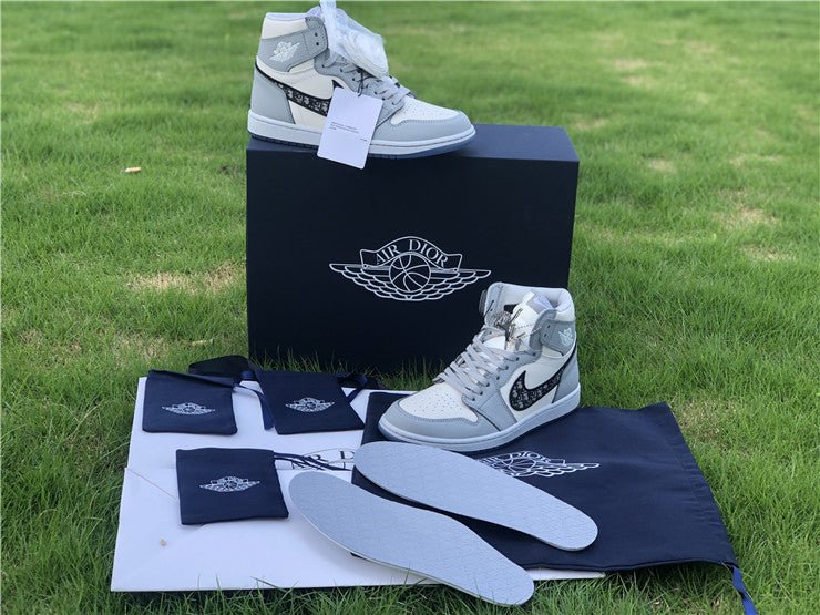 JORDAN 1 RETRO HIGH x DIOR - Soul Replicas