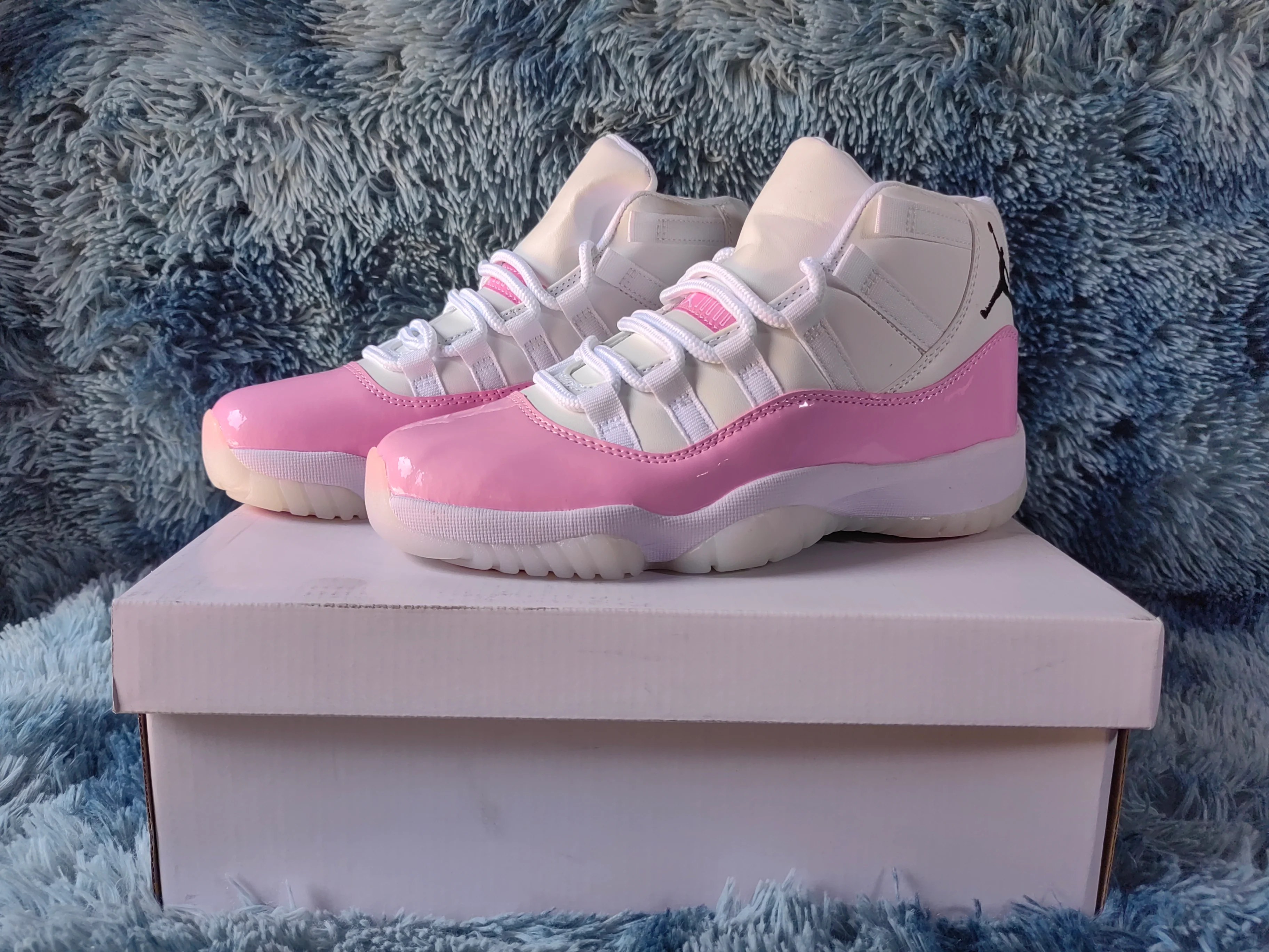 JORDAN 11 Pink - Soul Replicas