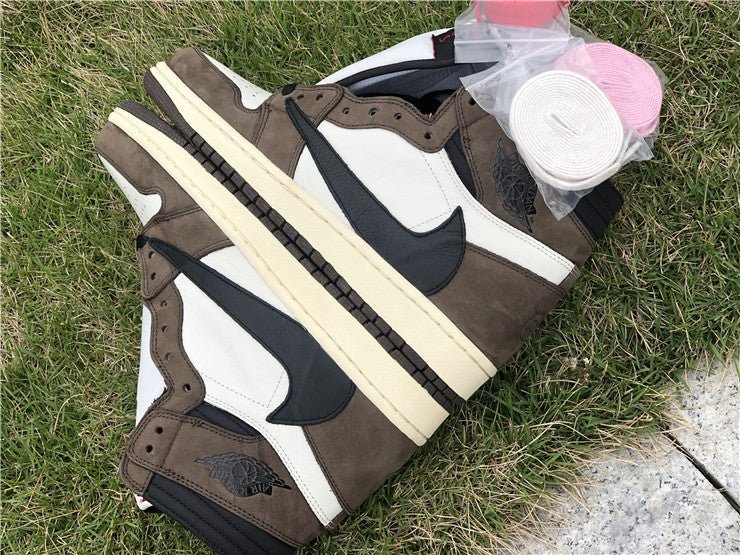 JORDAN 1 RETRO HIGH x TRAVIS SCOTT - Soul Replicas