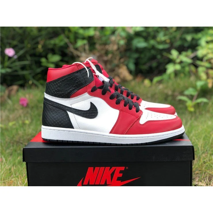 JORDAN 1 RETRO HIGH x SATIN SNAKE CHICAGO - Soul Replicas