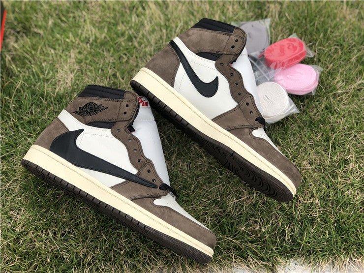 JORDAN 1 RETRO HIGH x TRAVIS SCOTT - Soul Replicas