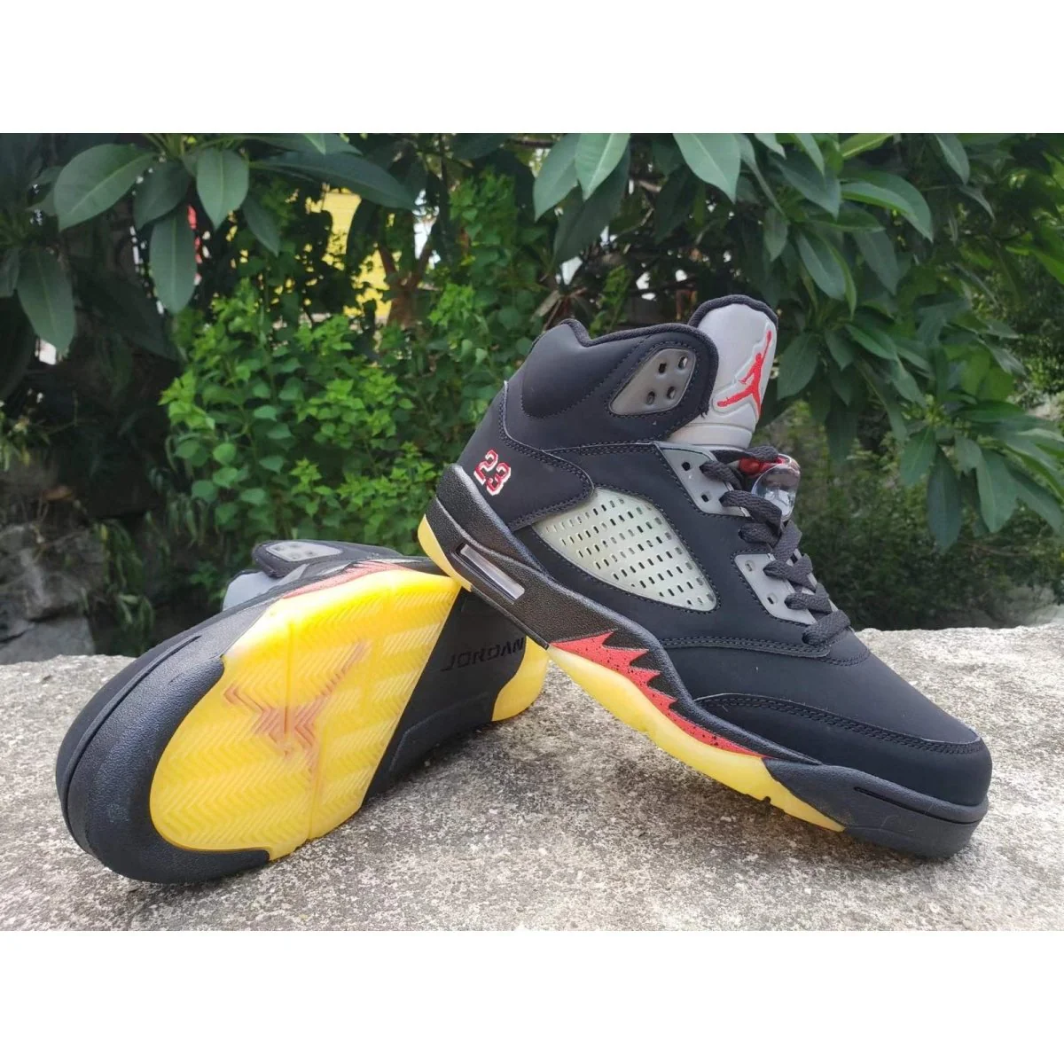 JORDAN 5 RETRO x GORE-TEX OFF-NOIR - Soul Replicas