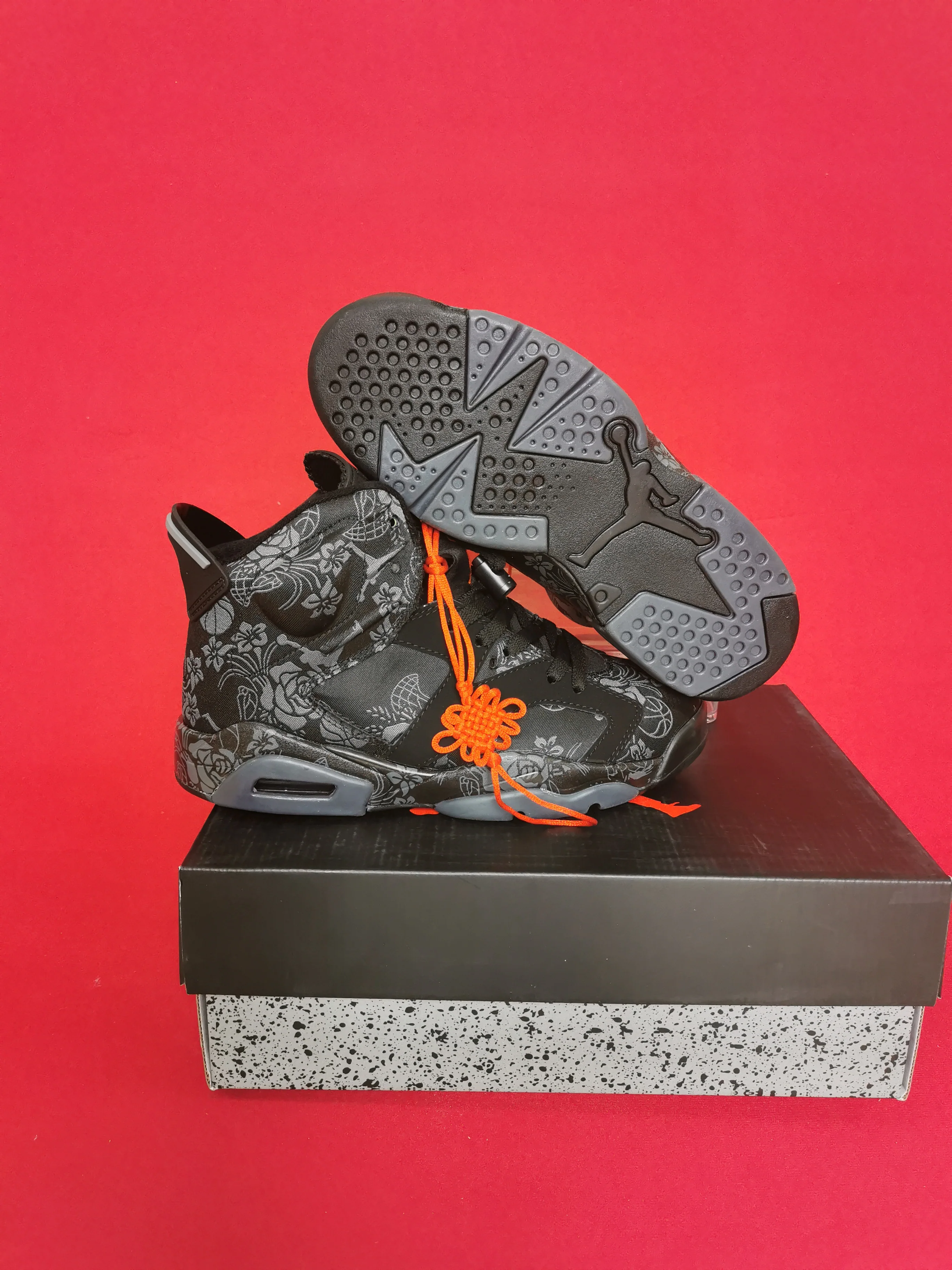 Jordan 6 Black and Orange - Soul Replicas