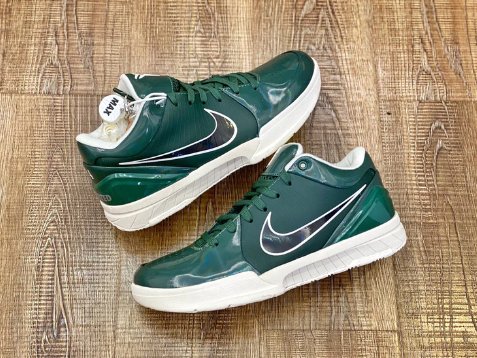 NIKE KOBE 4 x  UNDEFEATED MILWAUKEE BUCKS - Soul Replicas