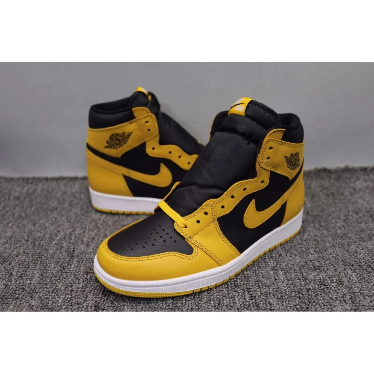 JORDAN 1 RETRO HIGH x POLLEN - Soul Replicas