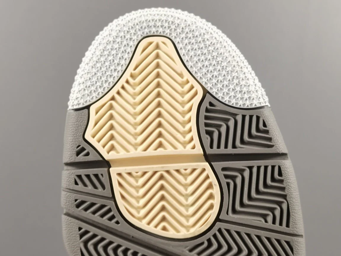 JORDAN 4 RETRO SE CRAFT x PHANTOM DUST - Soul Replicas