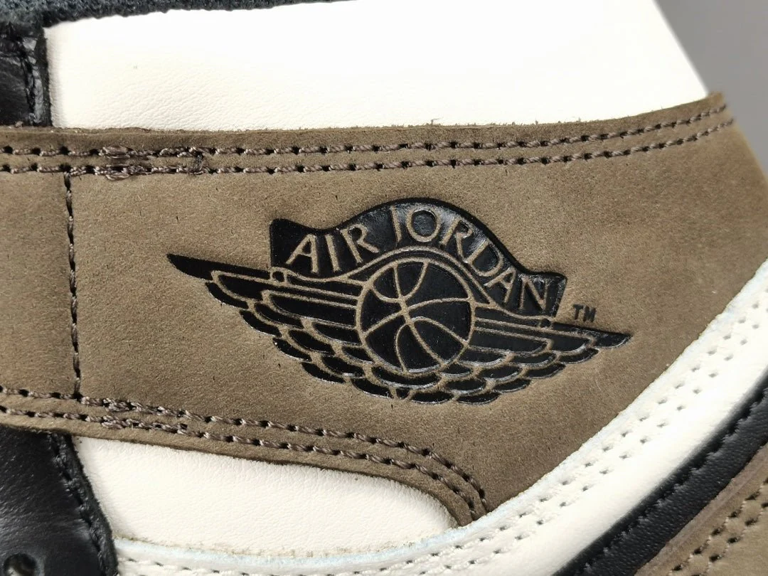 JORDAN 1 RETRO HIGH x DARK MOCHA - Soul Replicas