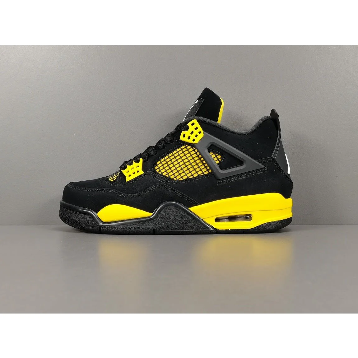 JORDAN 4 x THUNDER - Soul Replicas