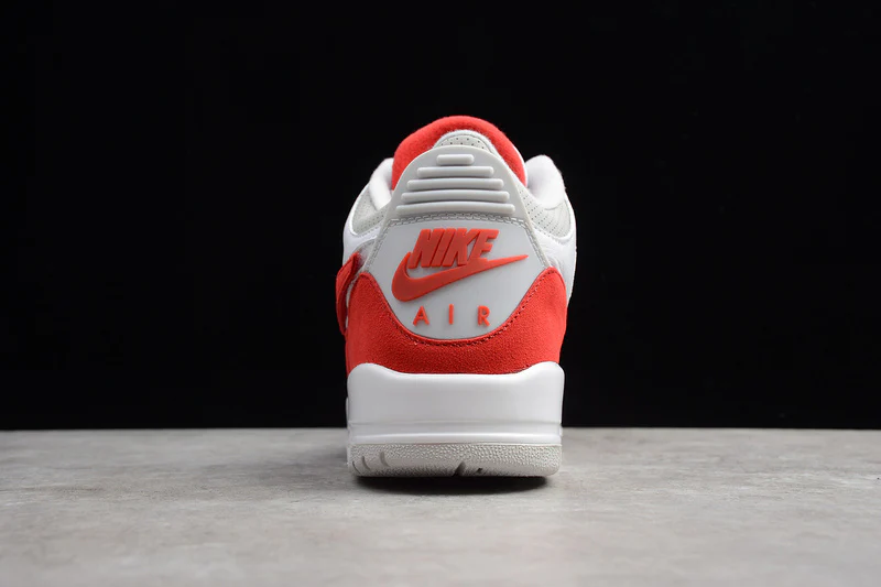 AIR JORDAN 3 RETRO TINKER WHITE/UNIVERSITY RED - Soul Replicas