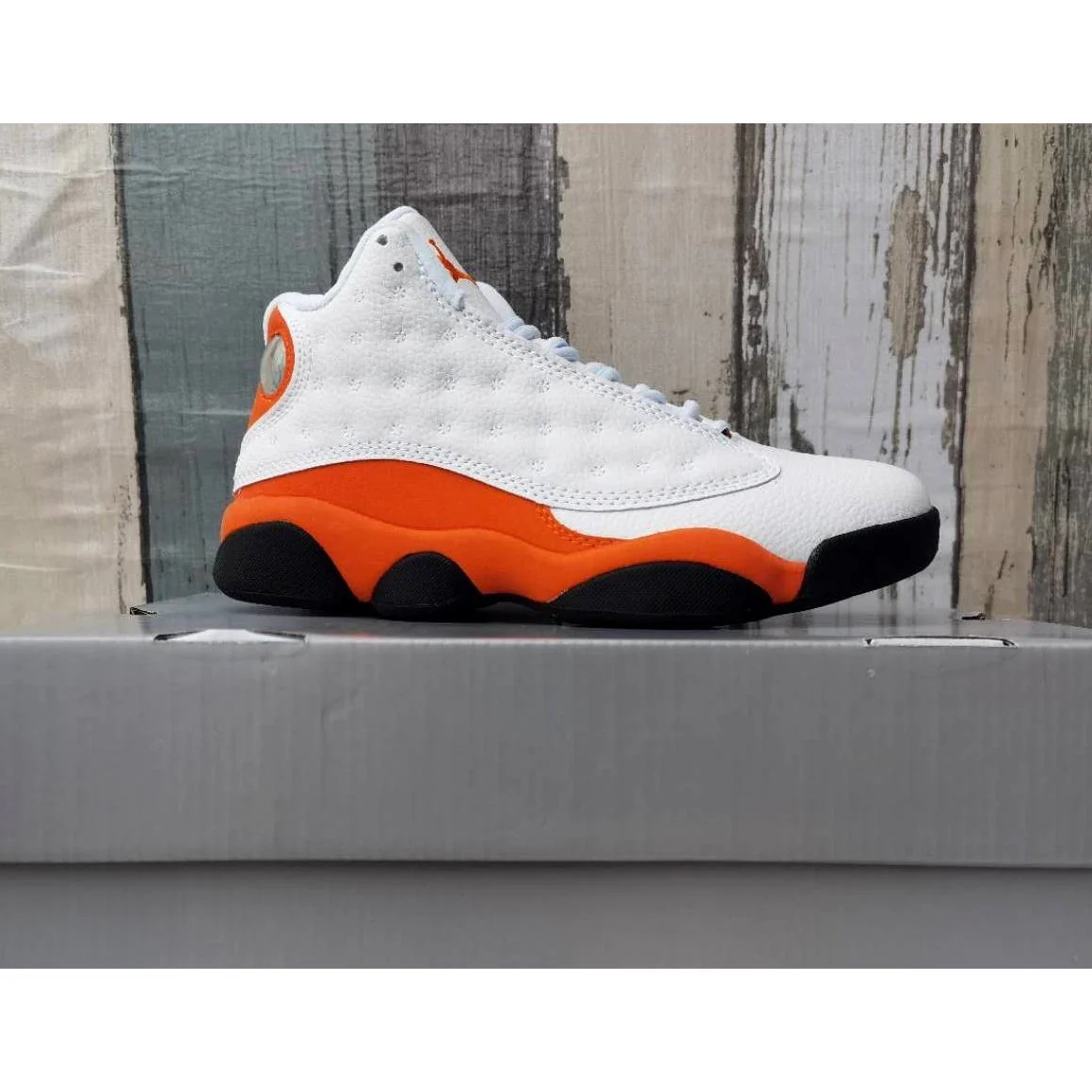 JORDAN 13 RETRO x STARFISH - Soul Replicas