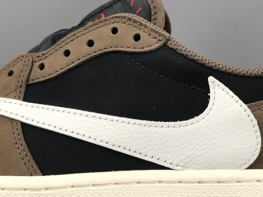 JORDAN 1 LOW OG SP x TRAVIS SCOTT - Soul Replicas