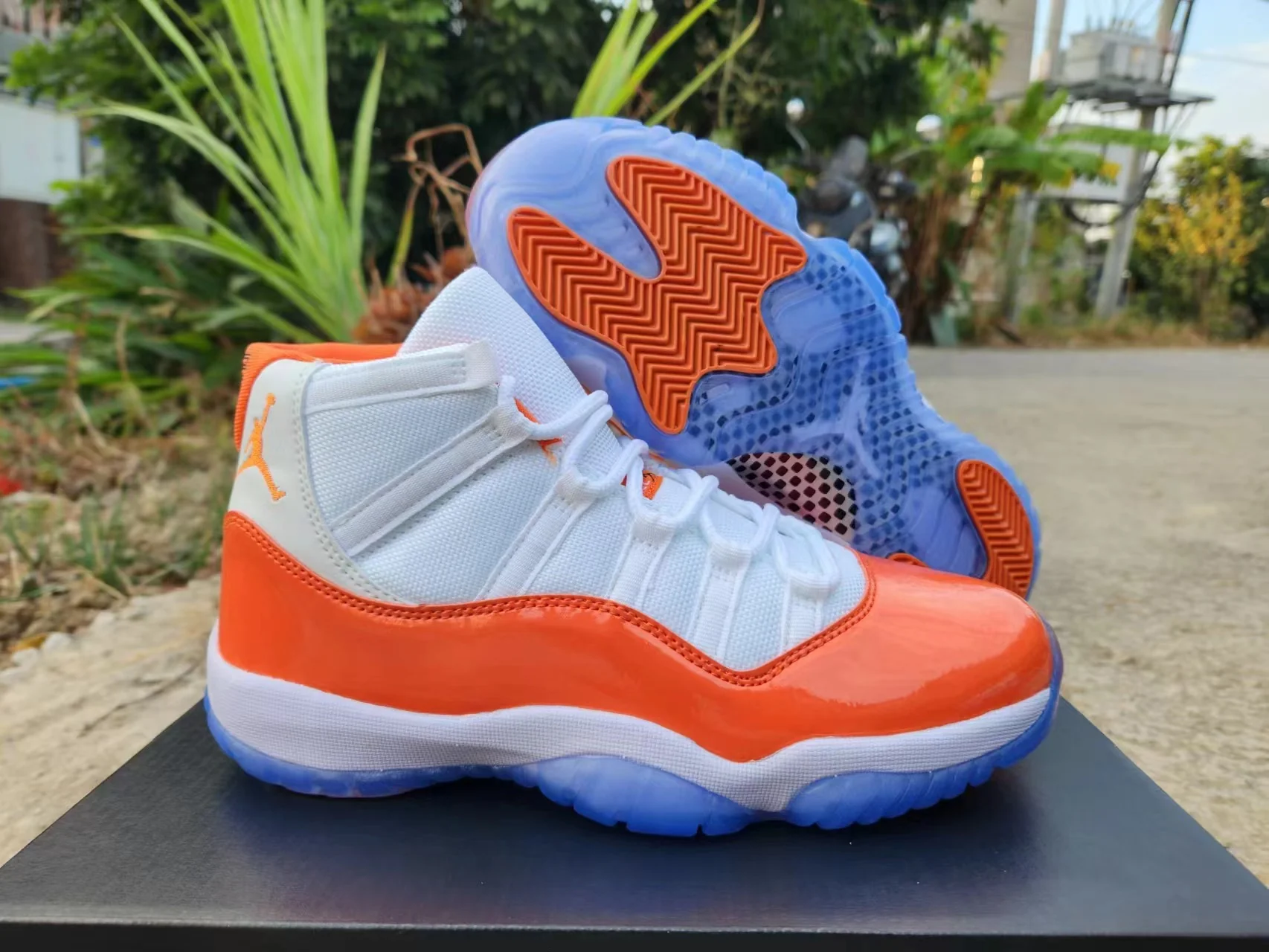 JORDAN 11 Orange and White - Soul Replicas