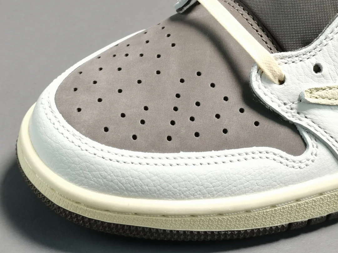 JORDAN 1 LOW x TRAVIS SCOTT REVERSE MOCHA - Soul Replicas