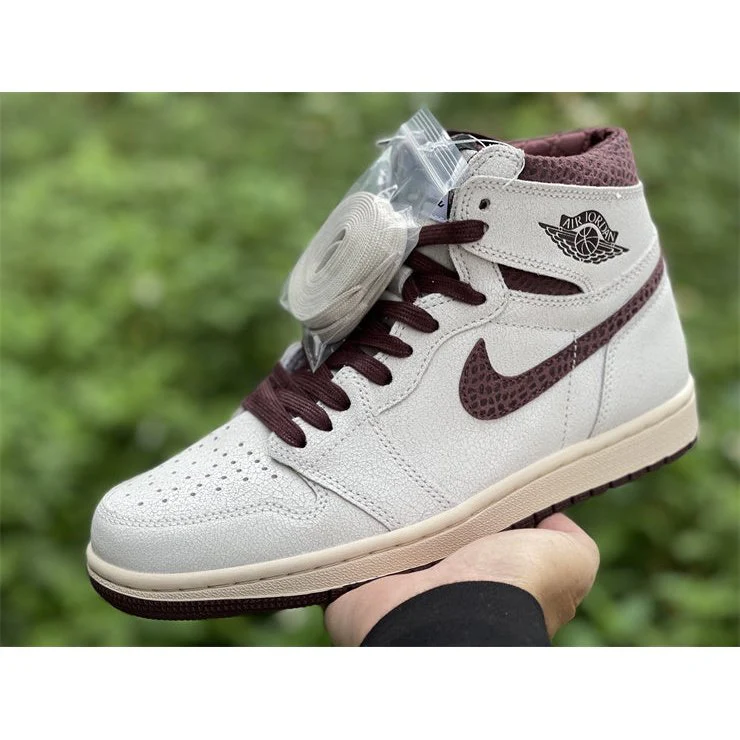 JORDAN 1 RETRO HIGH OG x A MA MANIERE - Soul Replicas
