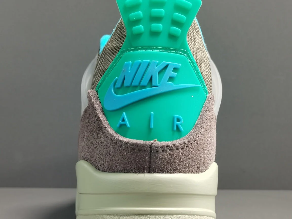 JORDAN 4 x SP 30TH ANNIVERSARY UNION TAUPE HAZE - Soul Replicas