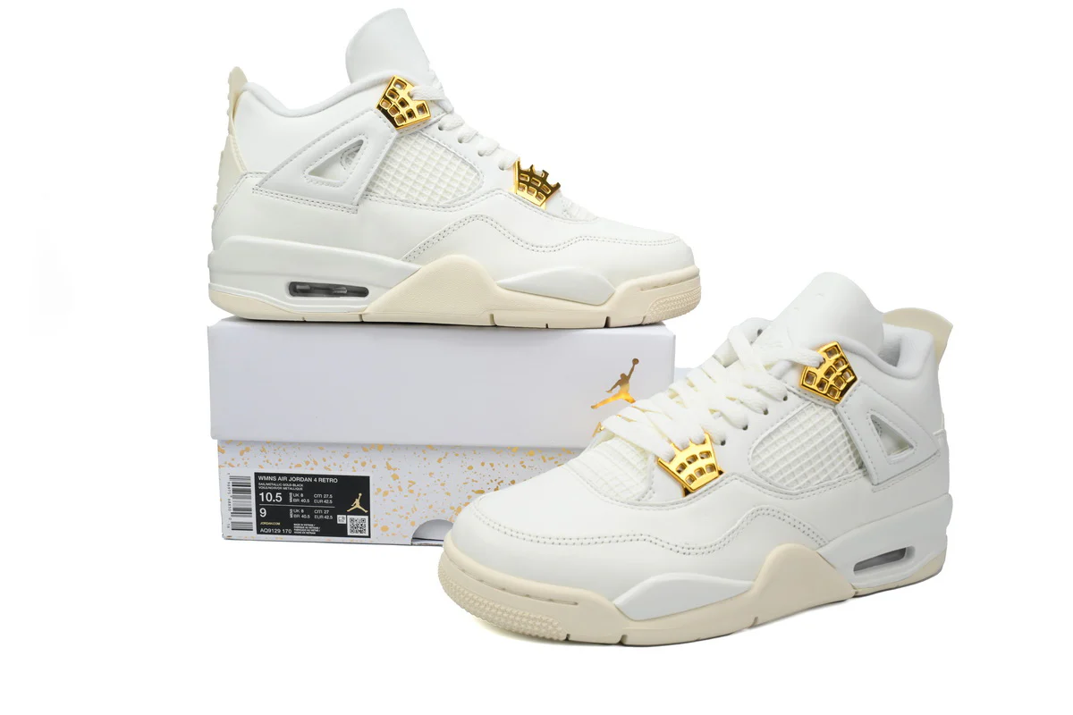 Air Jordan 4 WMNS 