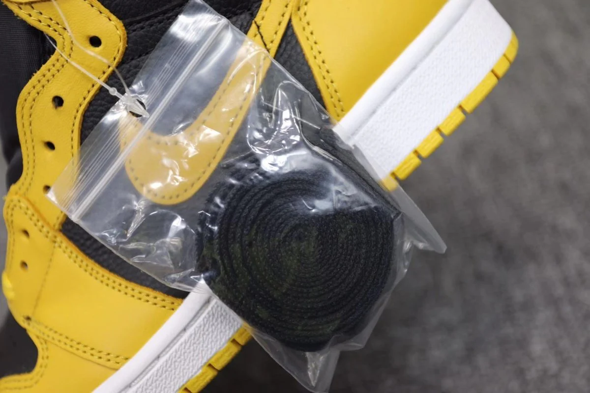 JORDAN 1 RETRO HIGH x POLLEN - Soul Replicas