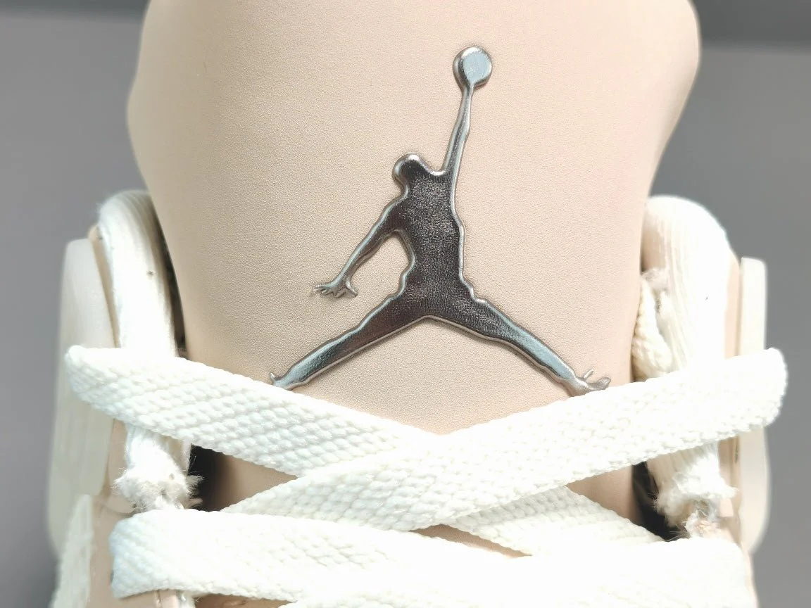 JORDAN 4 x RETRO SHIMMER - Soul Replicas