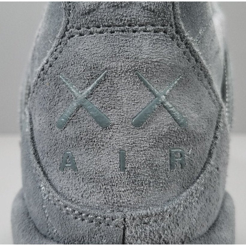 JORDAN 4 x KAWS - Soul Replicas