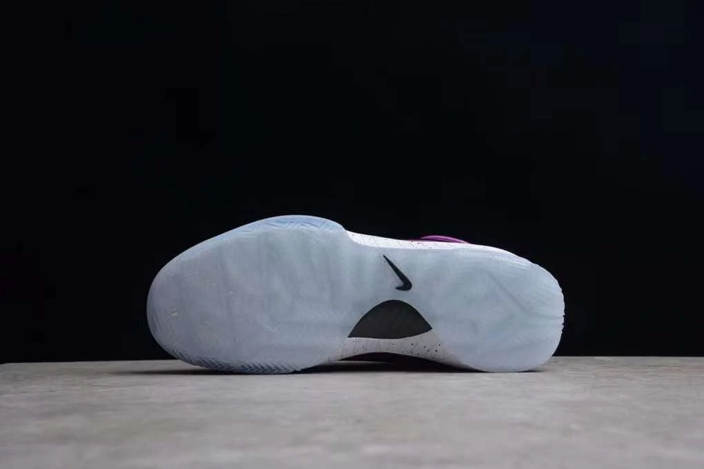 NIKE KOBE 4 PROTRO x DEVIN BOOKER PE - Soul Replicas