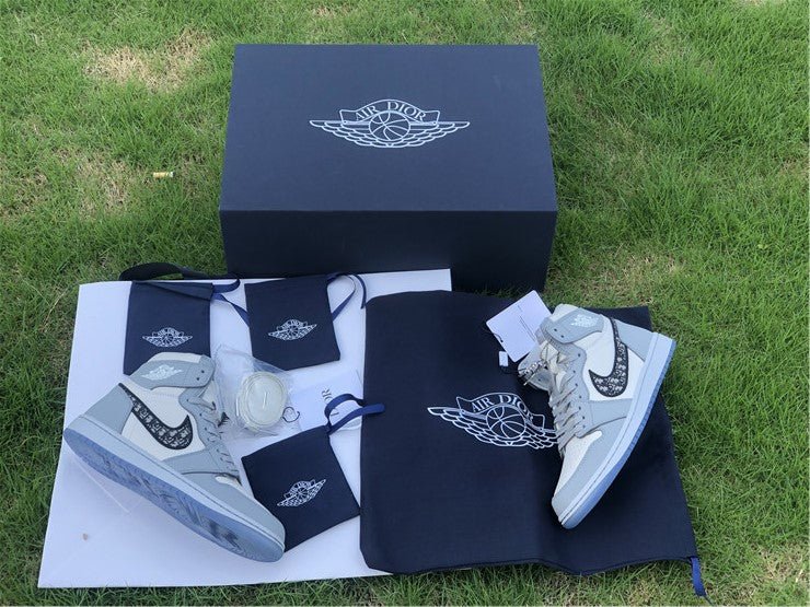 JORDAN 1 RETRO HIGH x DIOR - Soul Replicas