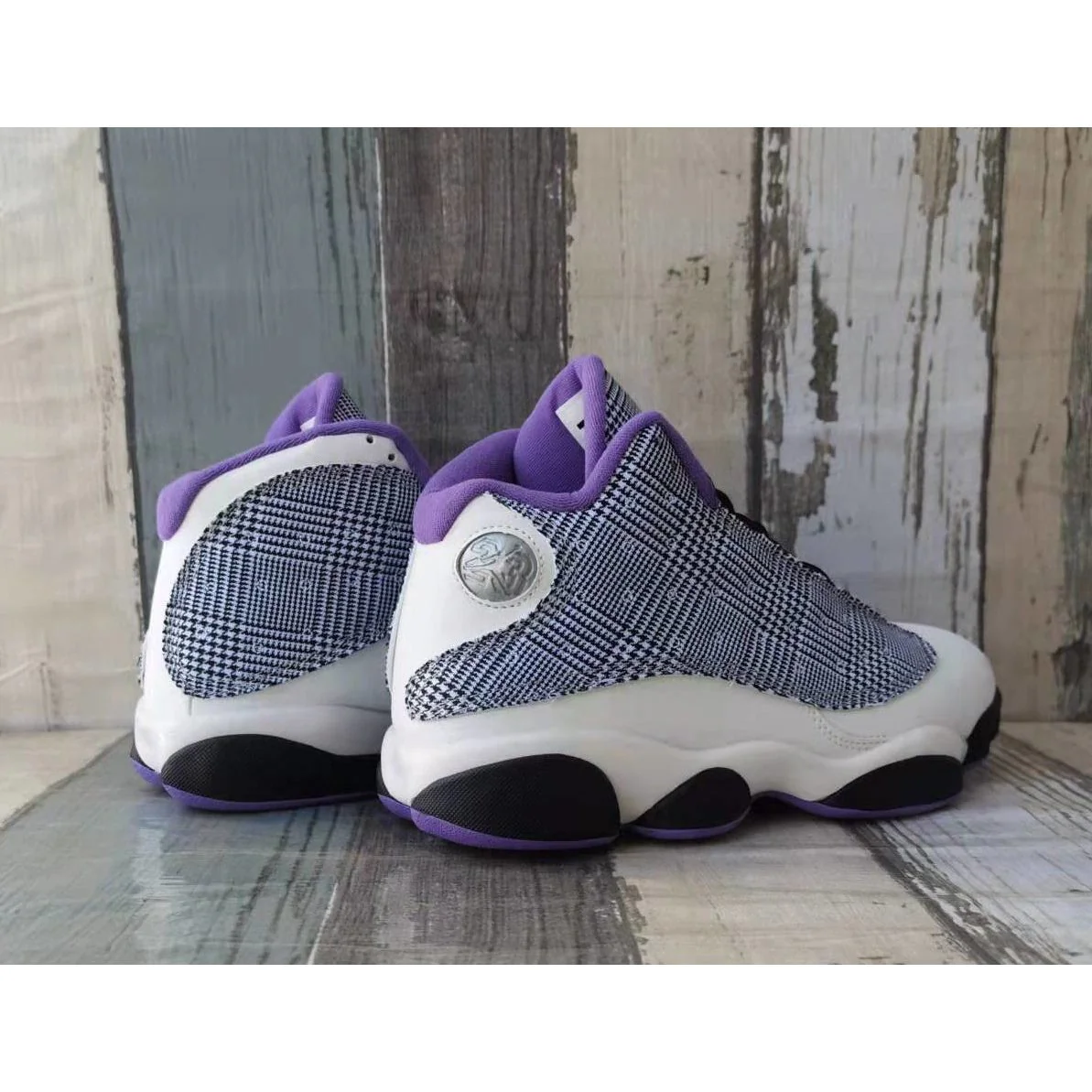 JORDAN 13 RETRO x HOUNDSTOOTH - Soul Replicas