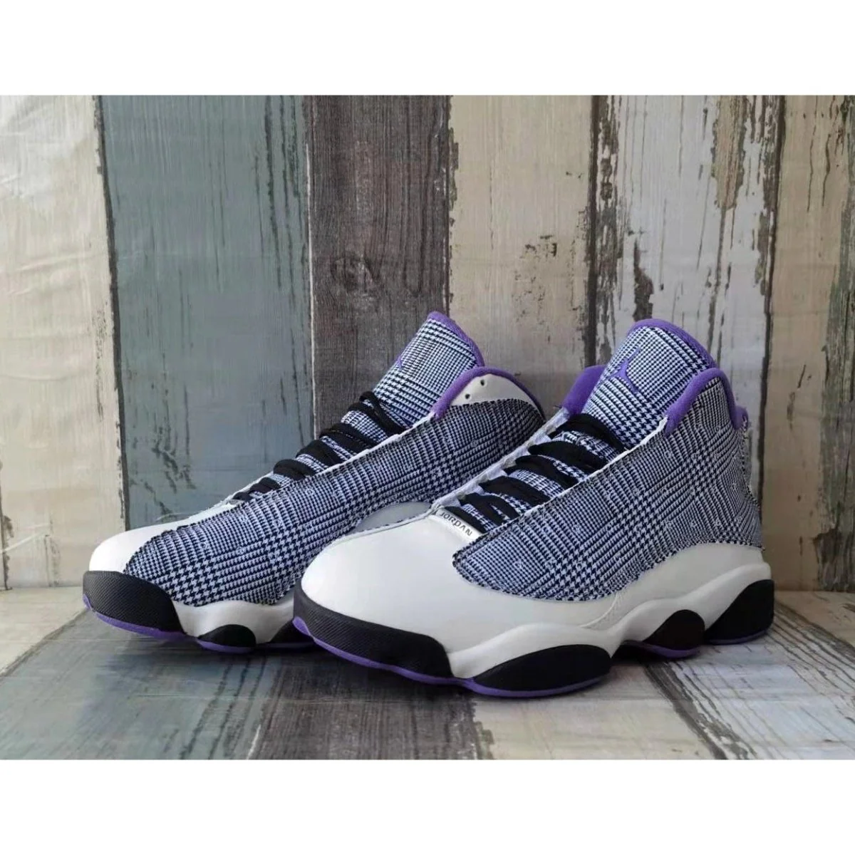 JORDAN 13 RETRO x HOUNDSTOOTH - Soul Replicas